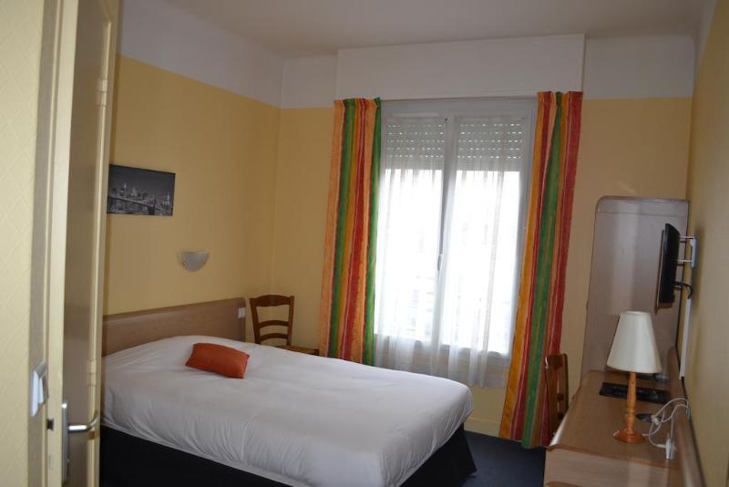 Hotel Le Bretagne Saint-Nazaire  Exterior photo